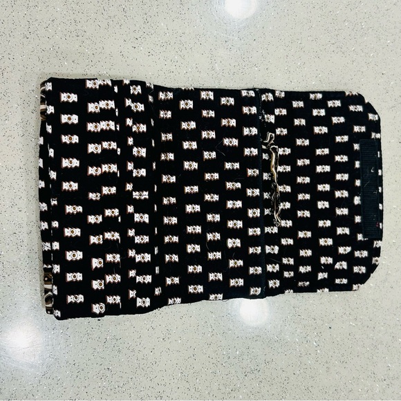 VINTAGE~Vera Bradley Tri-Fold Wallet in the retired "Zebra” Print~Clean‎ - Picture 6 of 16